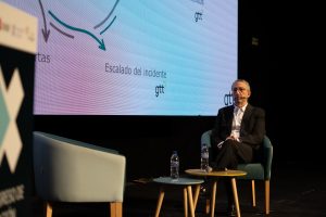 José Antonio Ñíguez en el plenario de Novagob 23